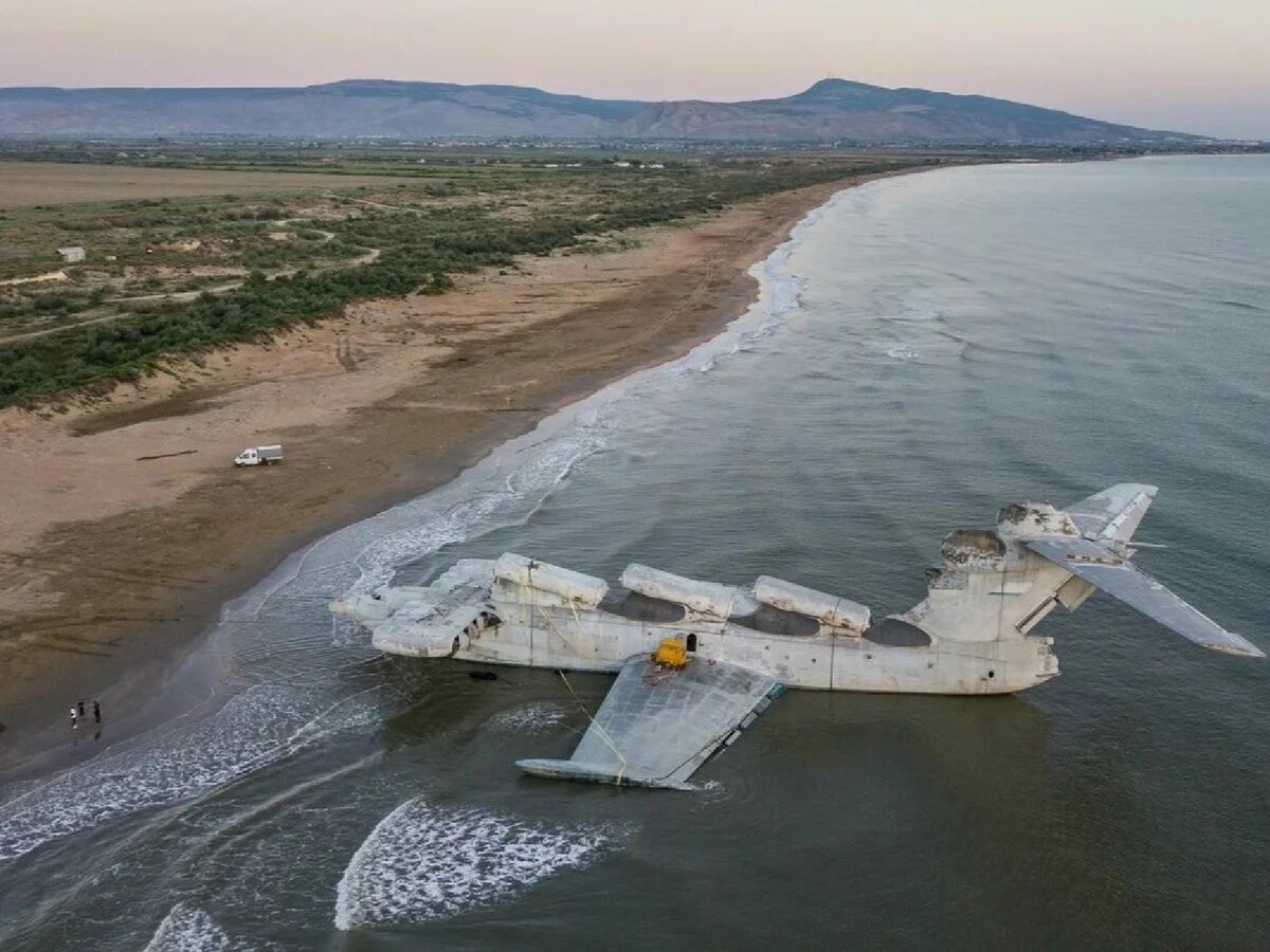 самолет в море в дагестане